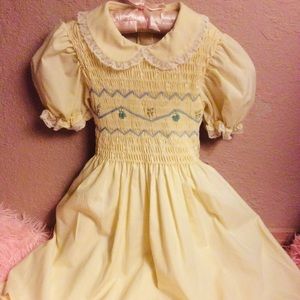 Girls dress